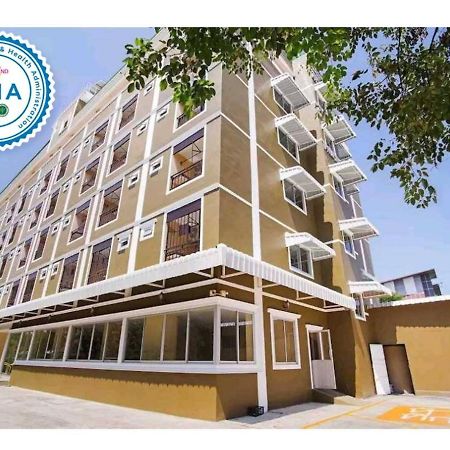 Wises Hotel Ban Bang Phra Dış mekan fotoğraf
